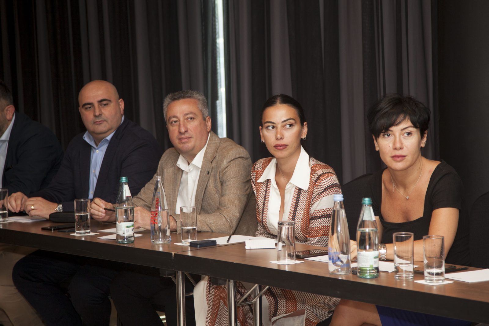 ჯორჯიან მანგანეზის წარმომადგენლებმა მედიასთან შეხვედრა გამართეს